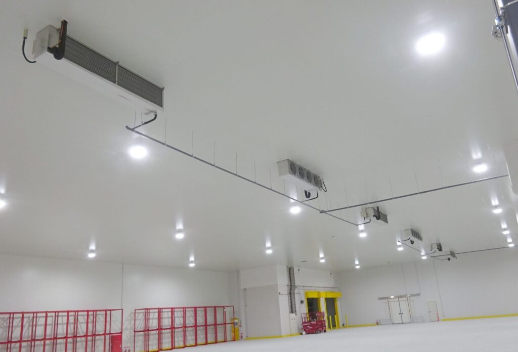 空調設備「ユニットクーラー」｜冷蔵・冷凍倉庫の企画・設計・施工・メンテナンスなどトータルエンジニアリングはアースシップ大阪（株）